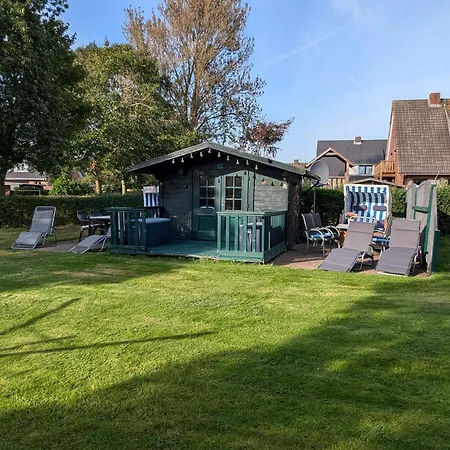 Haus Friesenglück Leuchtturm Apartment